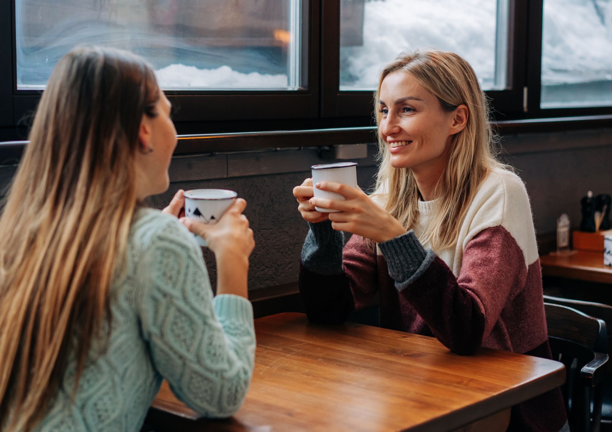 Quedar con tus amigos para ir a tomar un café es la mejor opción